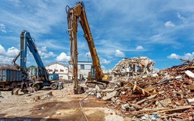 Dịch Vụ Phá Dỡ Nhà Xưởng Hoàn Trả Mặt Bằng Nhanh Tại Bình Dương